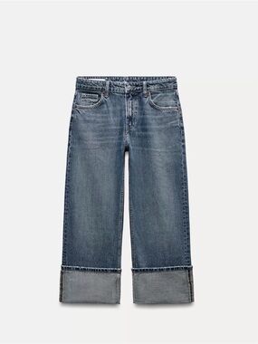 Zara Streight Leg Mid Rise Jeans size 8(29)
